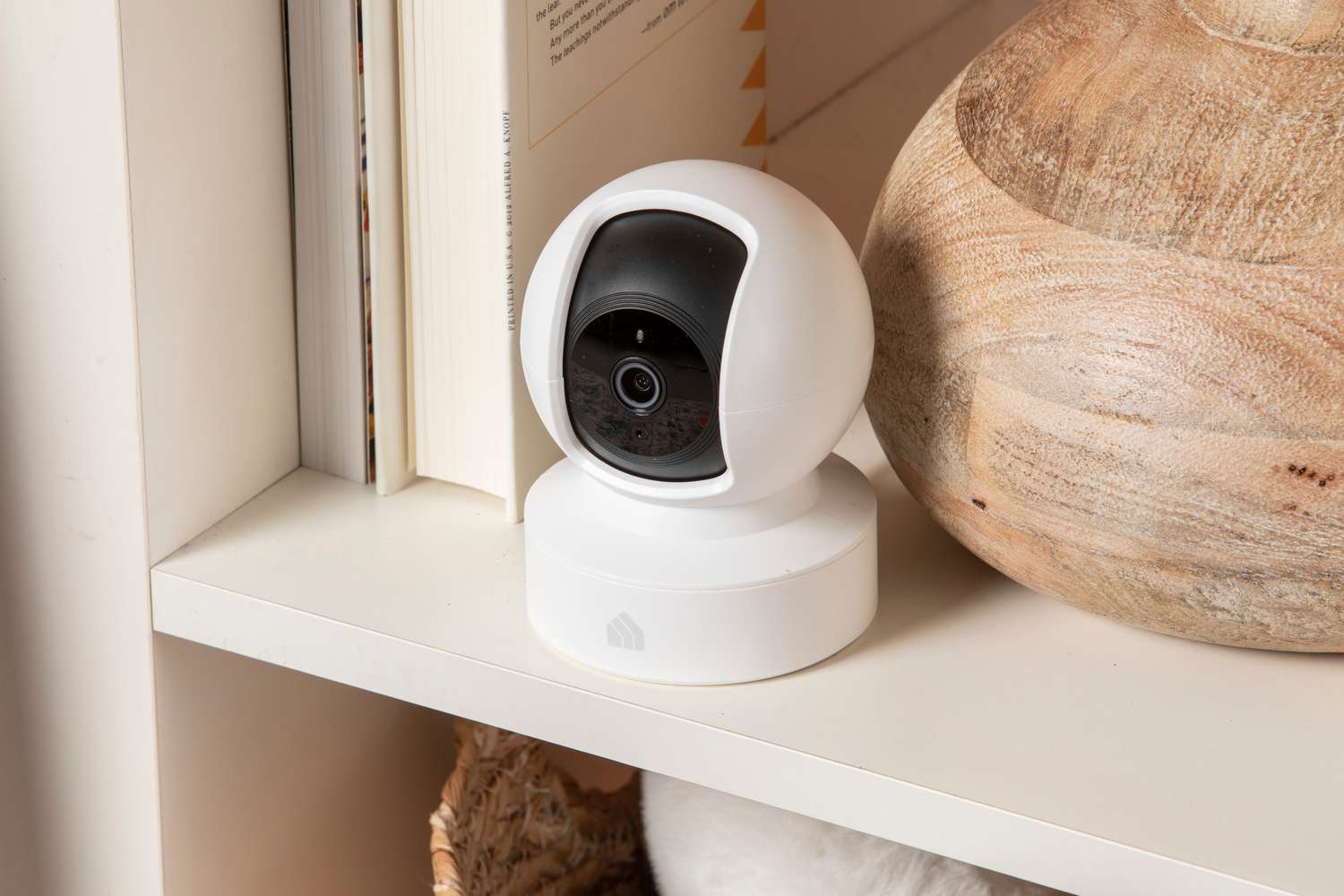 6 Best Smart Indoor Cameras (2026 Review Guide)